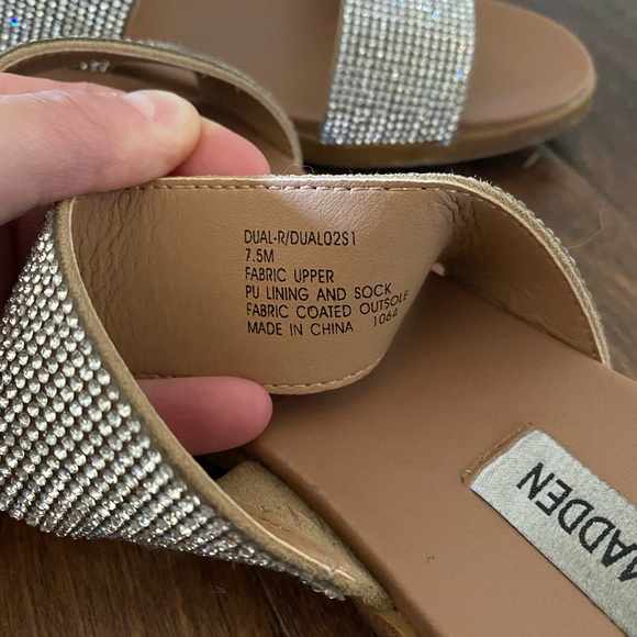 Steve Madden Sandals- Size 7.5 - Picture 4 of 6